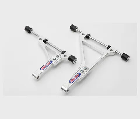 Newline radiator mounting bracket